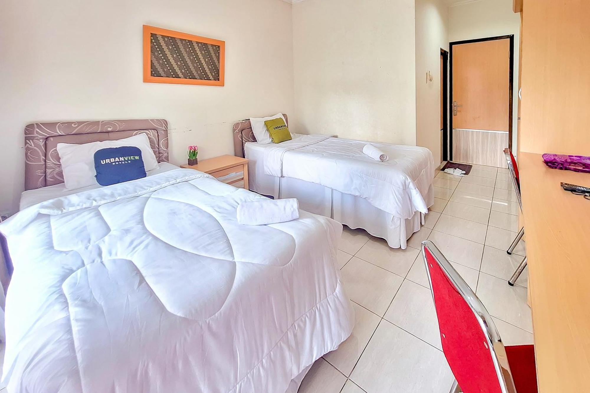 Urbanview Hotel Tridaya Cisarua Puncak Екстер'єр фото