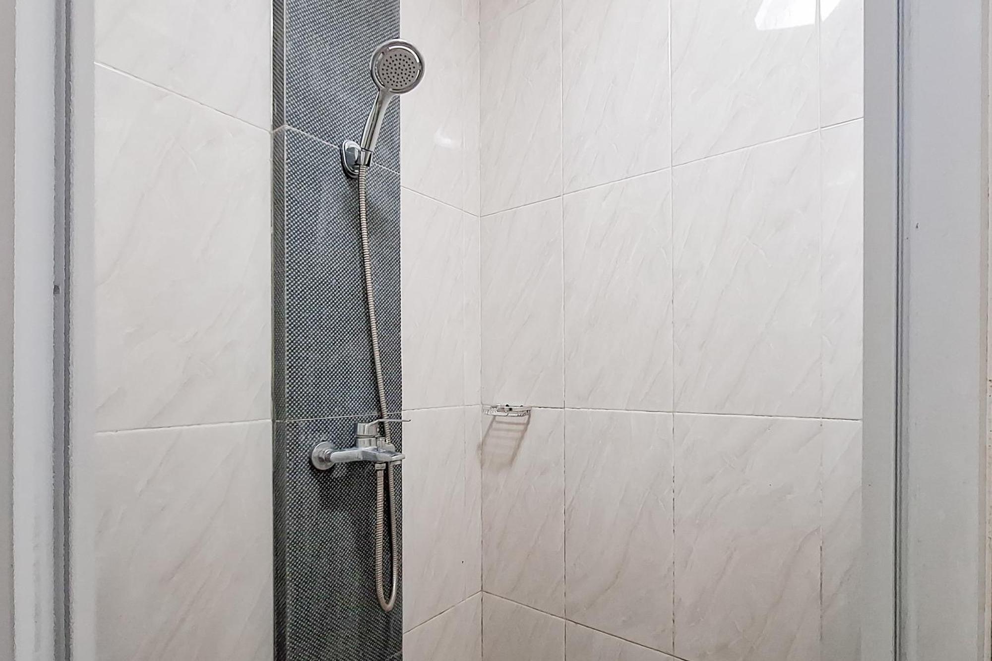 Urbanview Hotel Tridaya Cisarua Puncak Екстер'єр фото